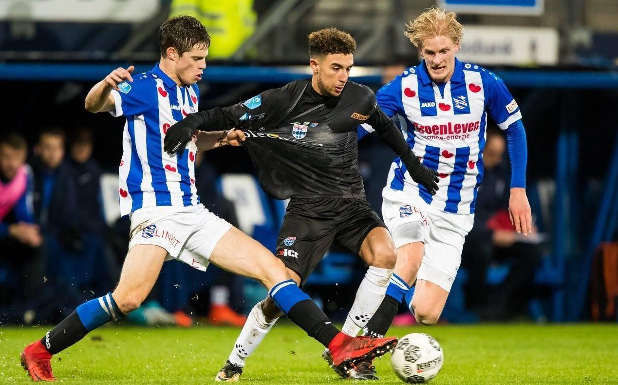 表现出稳定 表现出稳定