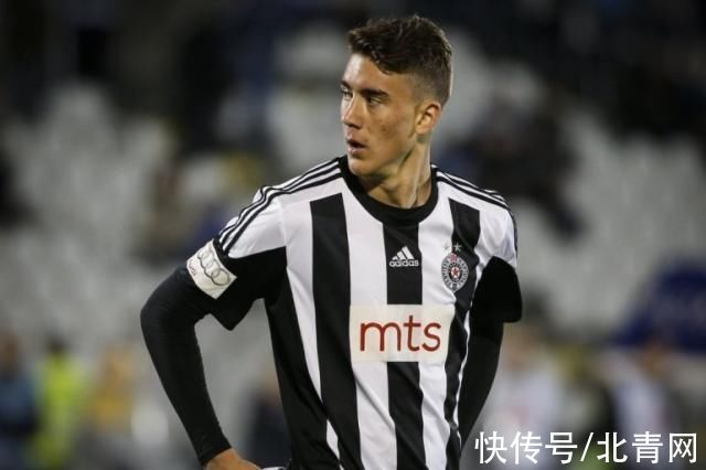 要么用明星 要么用明星